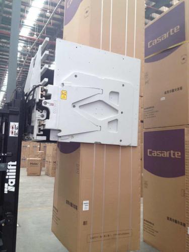 அட்டைப்பெட்டி கவ்வியில்