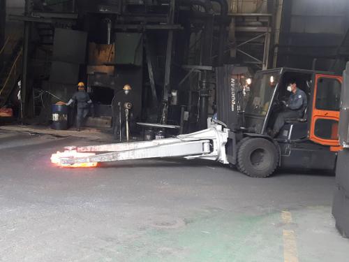 ஃபோர்ஜிங் கிளாம்ப்