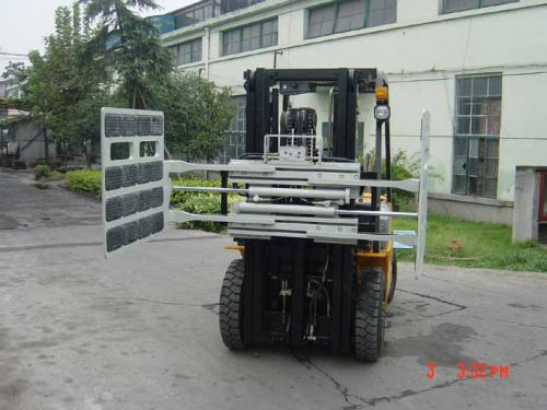 புகையிலை அட்டைப்பெட்டி கவ்வியில்